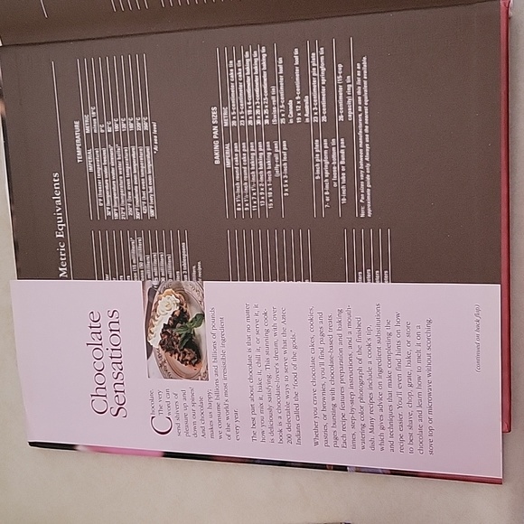 Reader's Digest Chocolate Sensation Cookbook. - Picture 4 of 4
